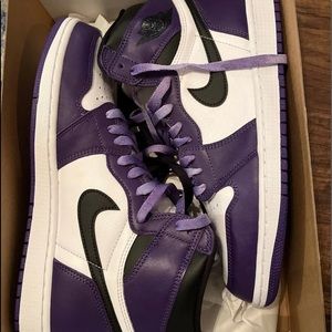 Jordan 1 Court Purple